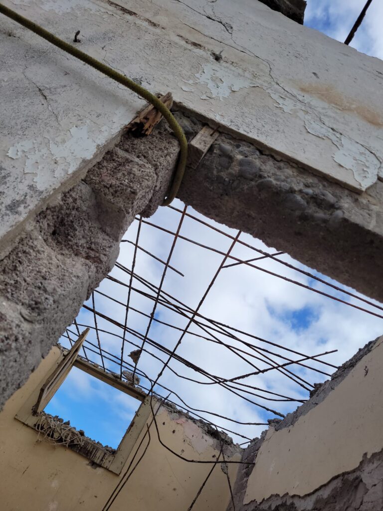 Empresa de retirada de residuos tras ocupaciones ilegales de viviendas Las Palmas de Gran Canaria